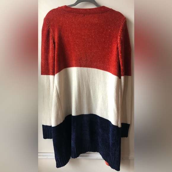 Francesca’s Rosette Color-Block Open Cardigan - Picture 5 of 8